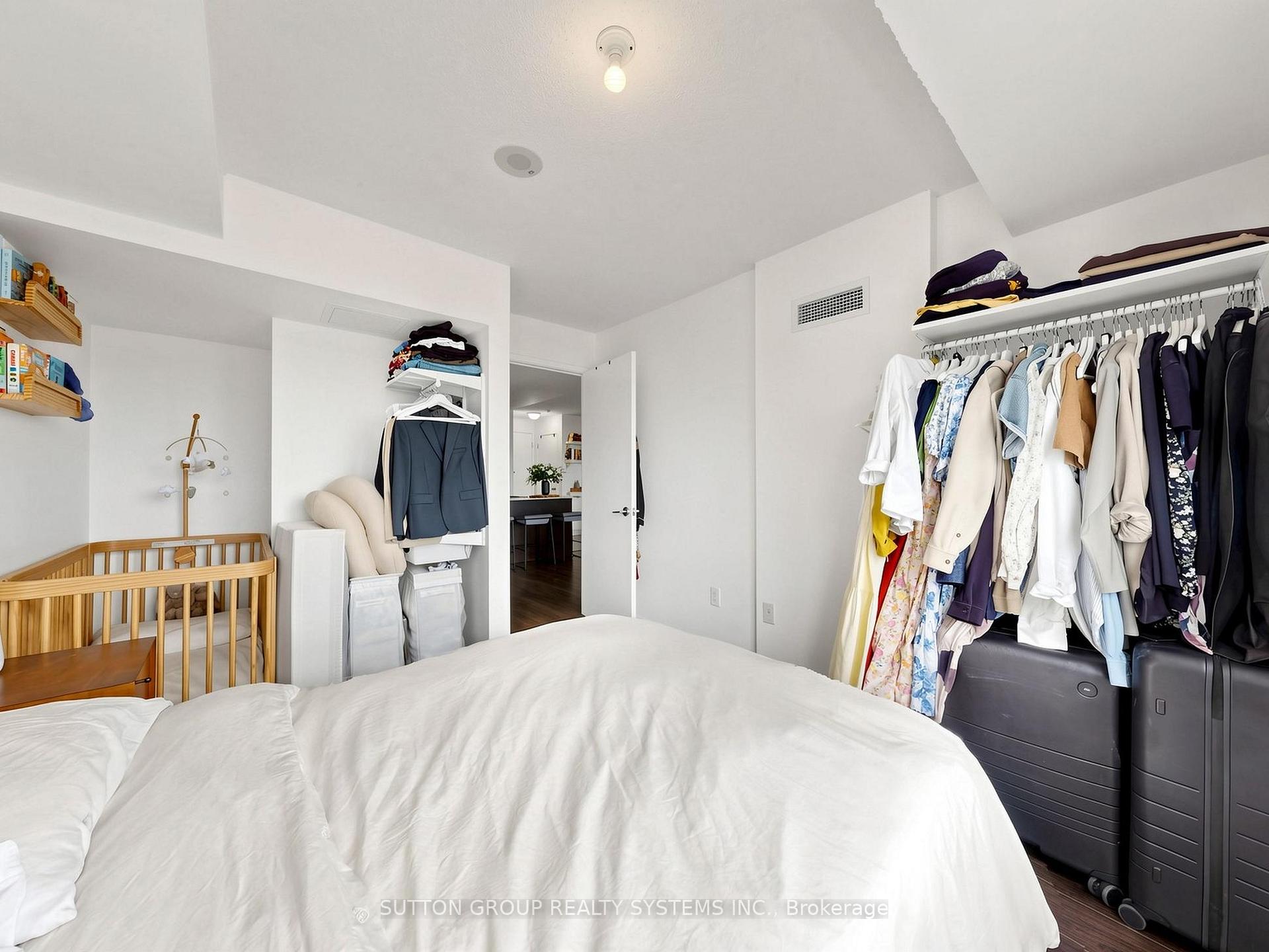 Photo 22 of Unit 714, 812 Lansdowne Avenue, Toronto, Dovercourt-Wallace Emerson-Junction — HOMEH