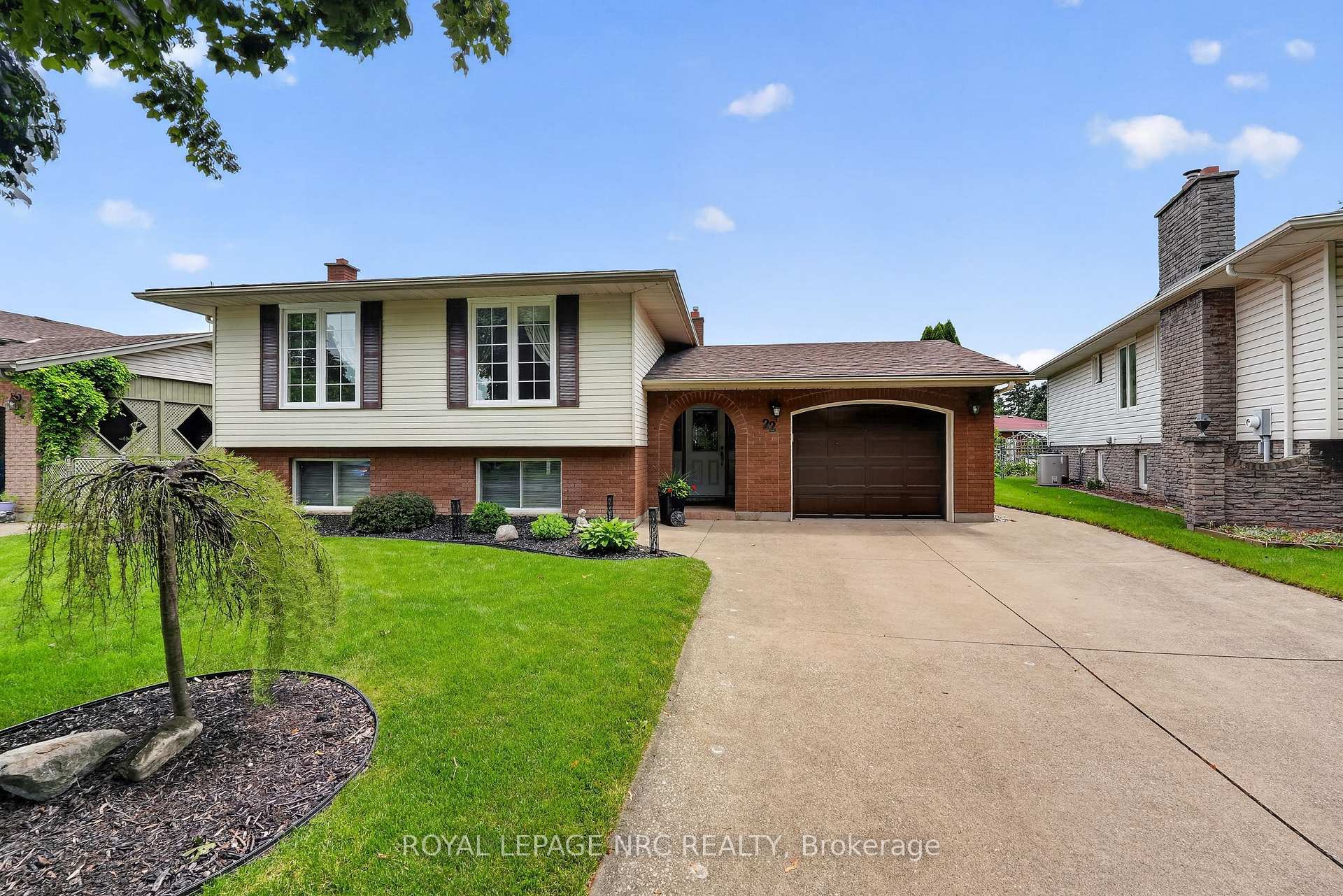 Photo 1 of 22 Jeanette Drive, St. Catharines, Vine/Linwell — HOMEH