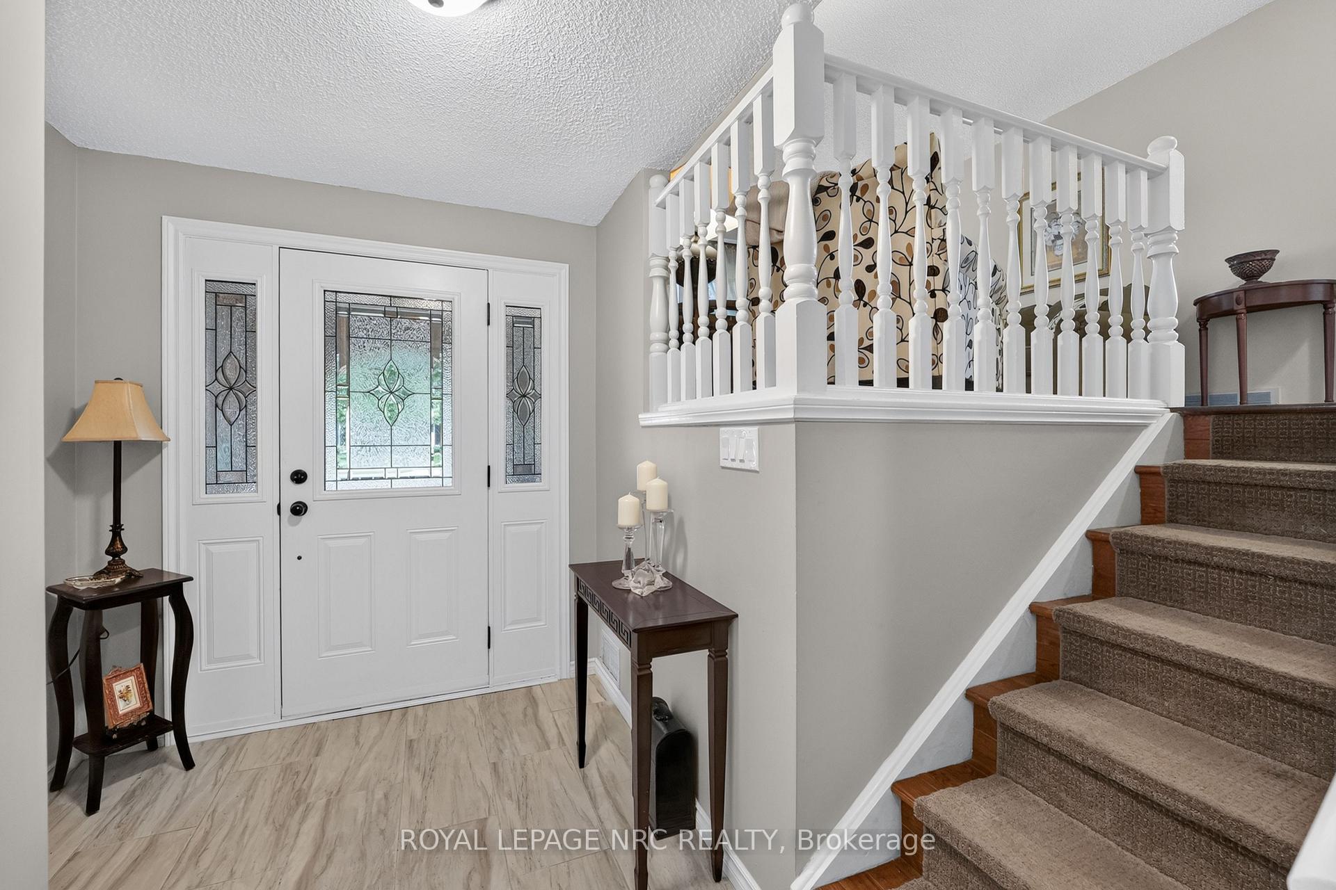 Photo 3 of 22 Jeanette Drive, St. Catharines, Vine/Linwell — HOMEH
