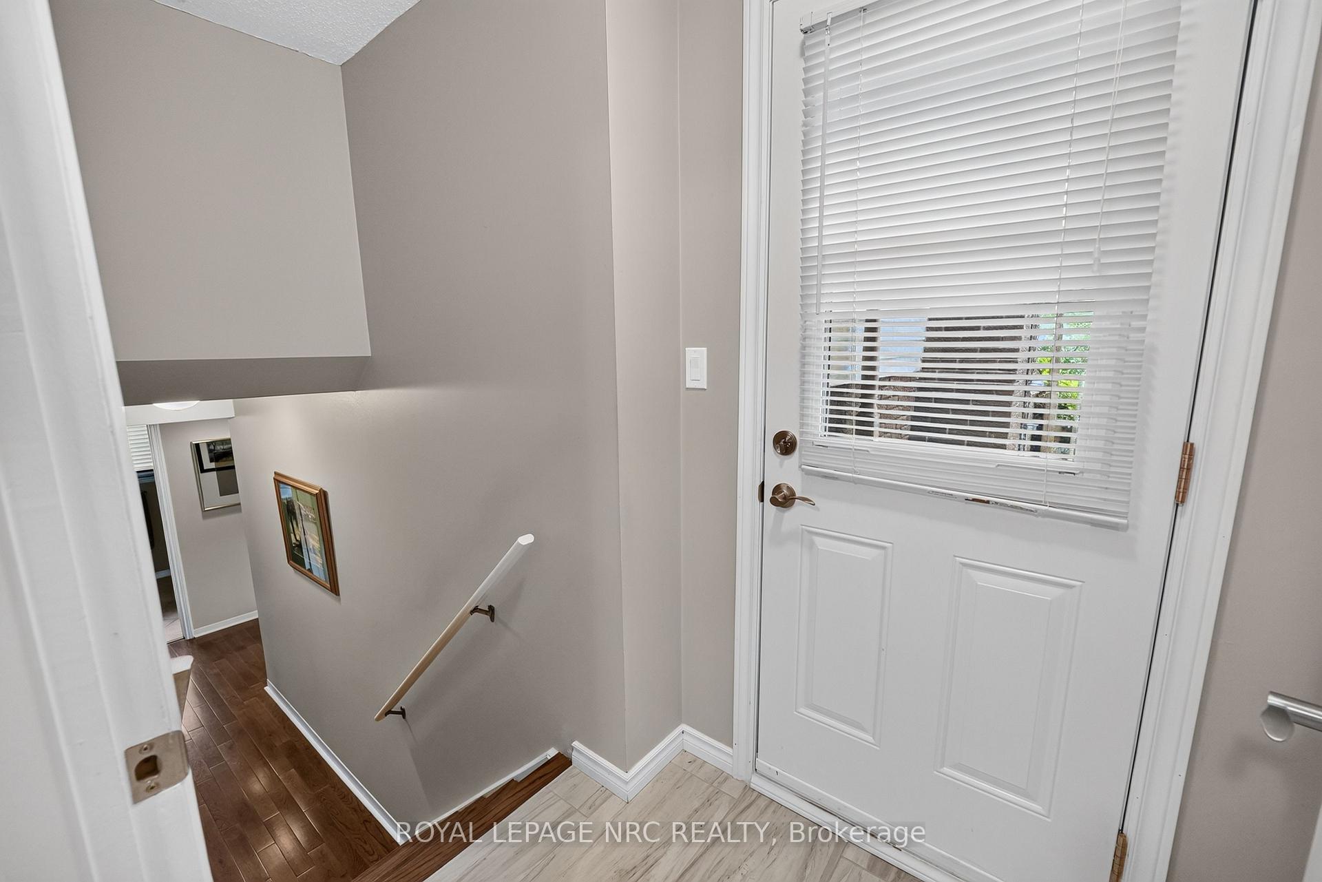 Photo 20 of 22 Jeanette Drive, St. Catharines, Vine/Linwell — HOMEH