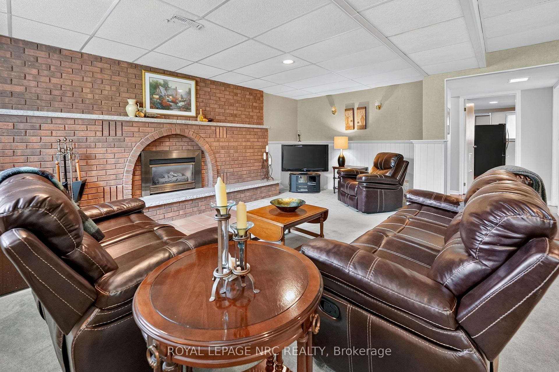 Photo 24 of 22 Jeanette Drive, St. Catharines, Vine/Linwell — HOMEH