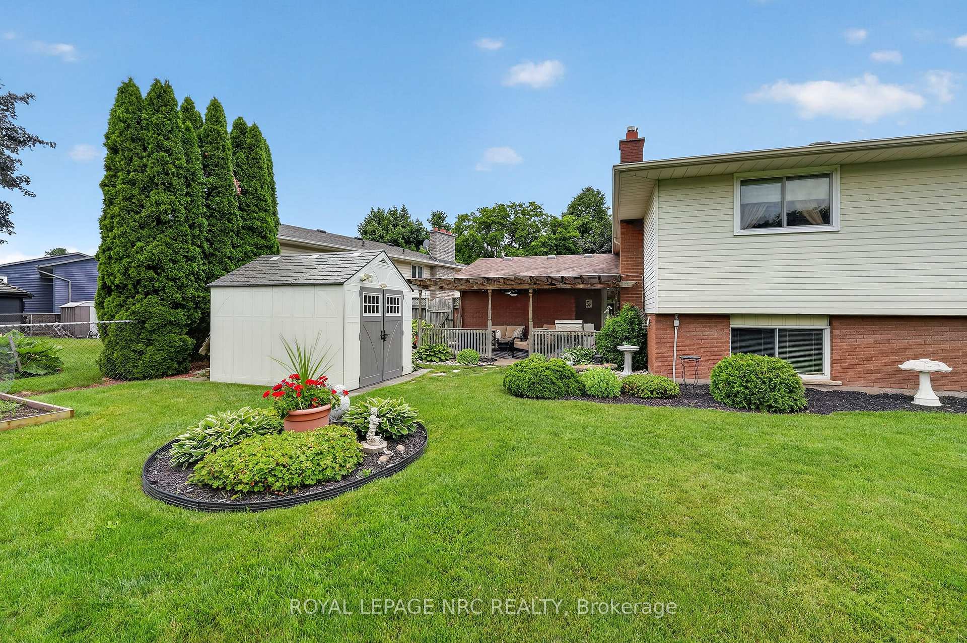Photo 31 of 22 Jeanette Drive, St. Catharines, Vine/Linwell — HOMEH