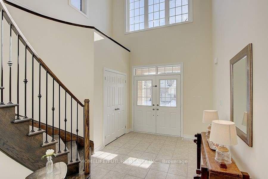 Photo 3 of 1011 Wrenwood Drive, Oshawa, Taunton — HOMEH