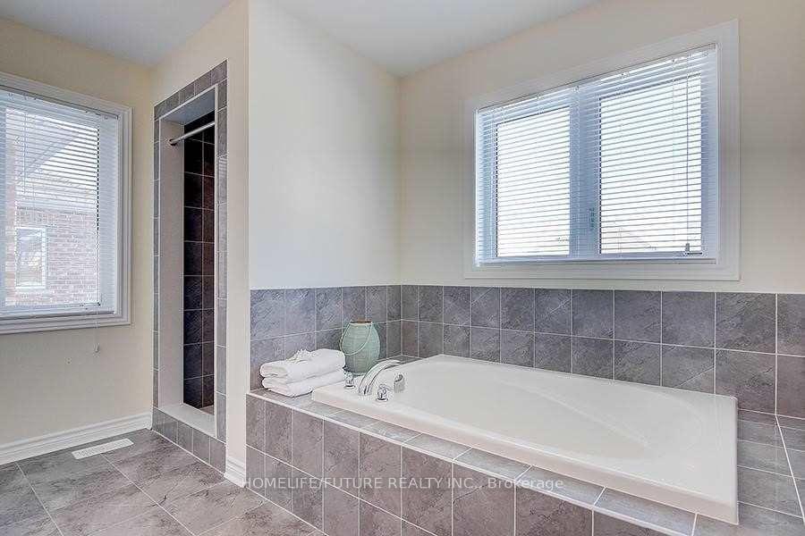 Photo 19 of 1011 Wrenwood Drive, Oshawa, Taunton — HOMEH