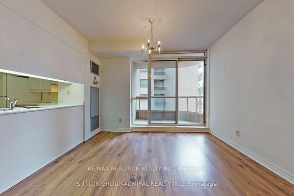 Photo 7 of Unit 2707, 736 Bay Street, Toronto, Bay Street Corridor — HOMEH