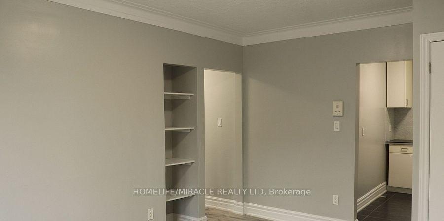 Photo 4 of Unit 4, 78 Fifth Street, Etobicoke, Etobicoke West Mall — HOMEH