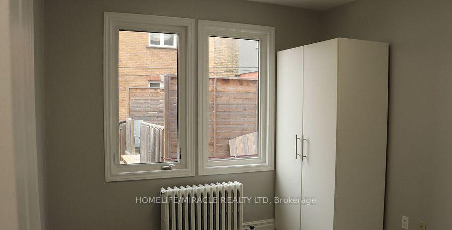 Photo 9 of Unit 4, 78 Fifth Street, Etobicoke, Etobicoke West Mall — HOMEH