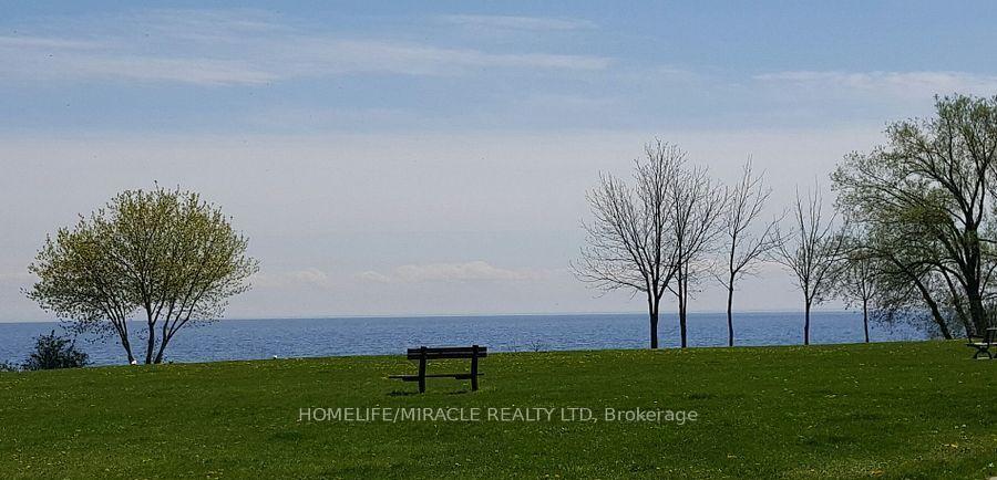 Photo 10 of Unit 4, 78 Fifth Street, Etobicoke, Etobicoke West Mall — HOMEH