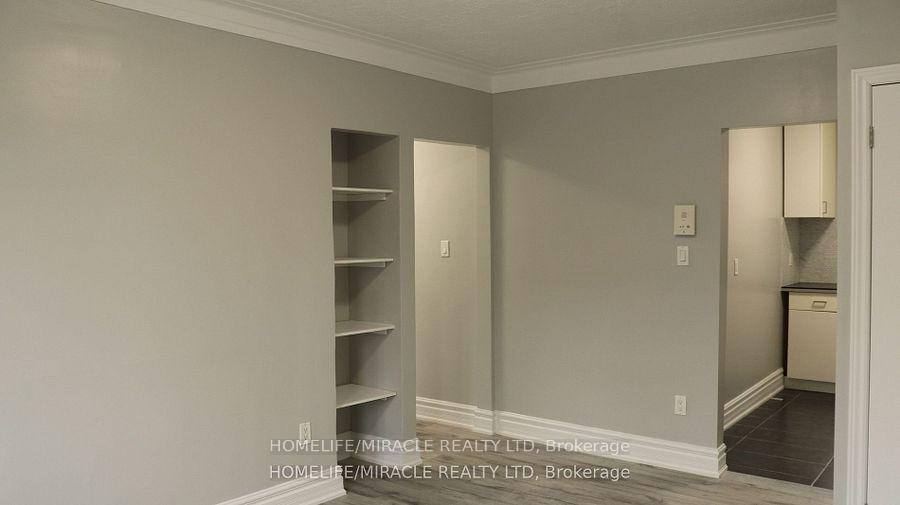 Photo 4 of Unit Unit 2, 78 Fifth Street, Etobicoke, New Toronto — HOMEH