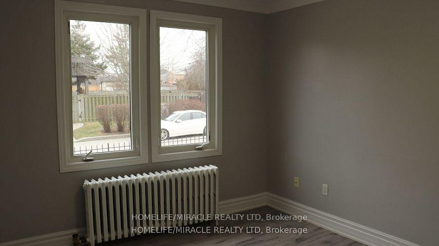 Photo 6 of Unit Unit 2, 78 Fifth Street, Etobicoke, New Toronto — HOMEH