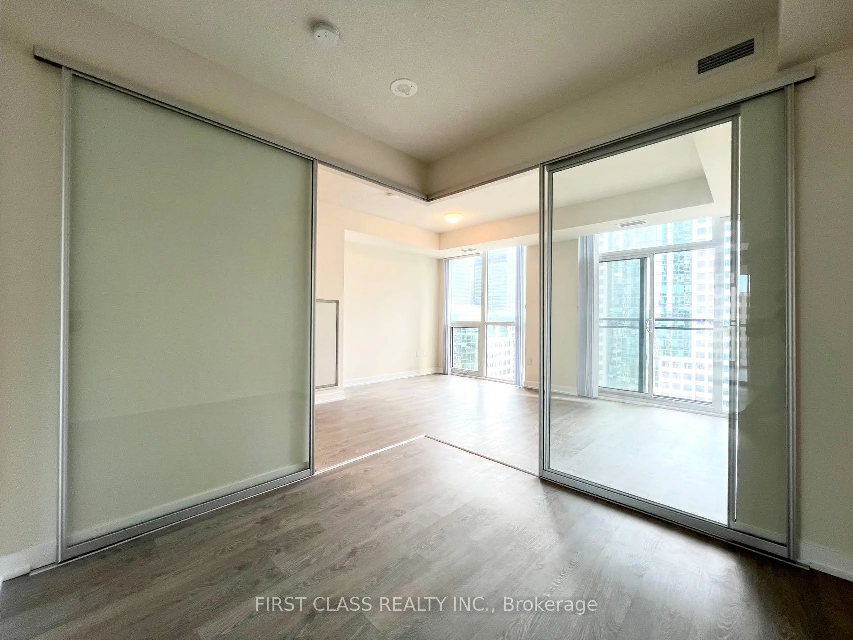 Photo 6 of Unit 1503, 99 John Street, Toronto, Waterfront Communities — HOMEH