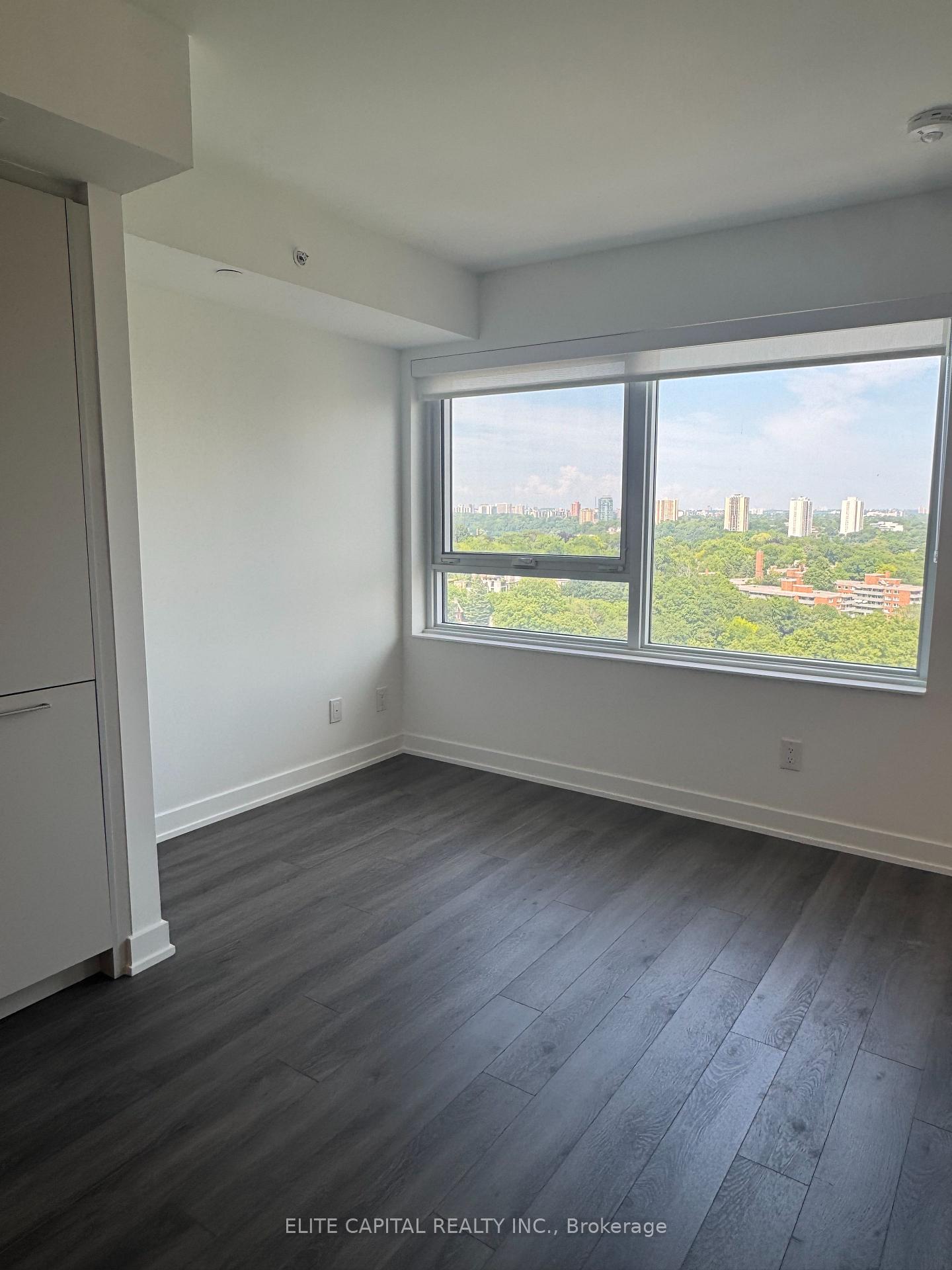 Photo 7 of Unit 1509, 609 Sherbourne Street, Toronto, North St. James Town — HOMEH