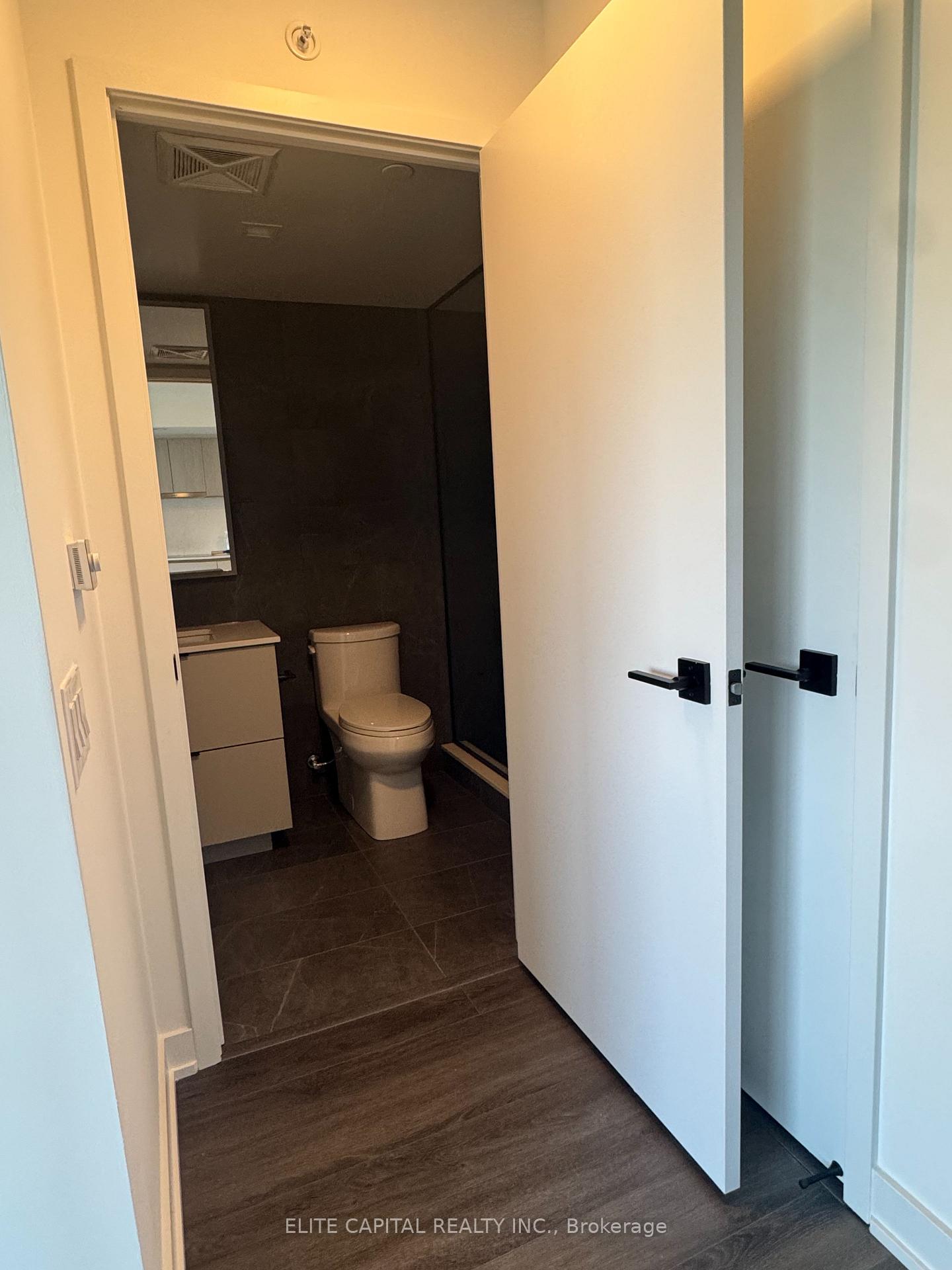 Photo 8 of Unit 1509, 609 Sherbourne Street, Toronto, North St. James Town — HOMEH