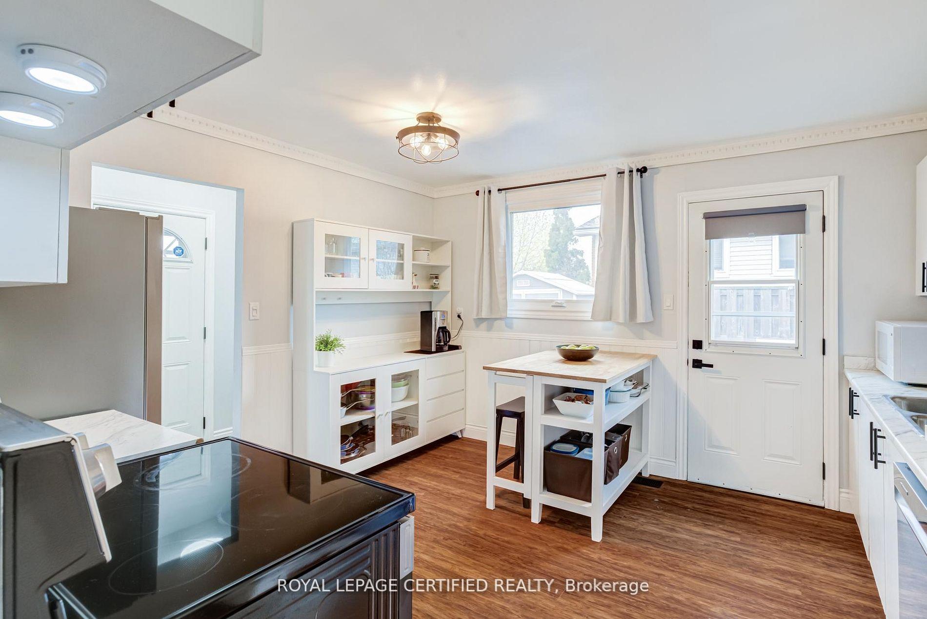 Photo 9 of 27 Lambert Street, Hamilton, Lawfield — HOMEH
