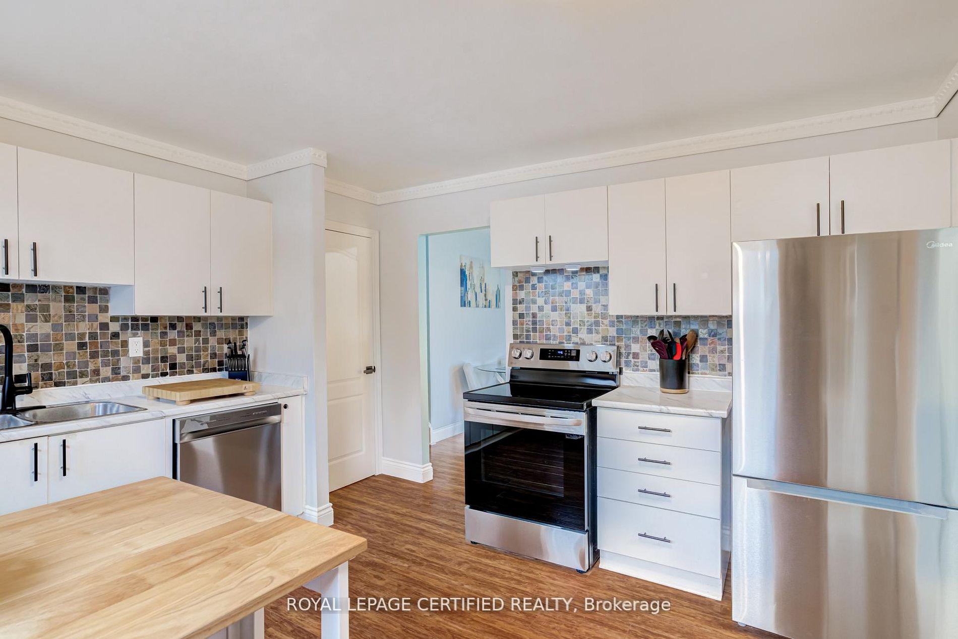 Photo 10 of 27 Lambert Street, Hamilton, Lawfield — HOMEH