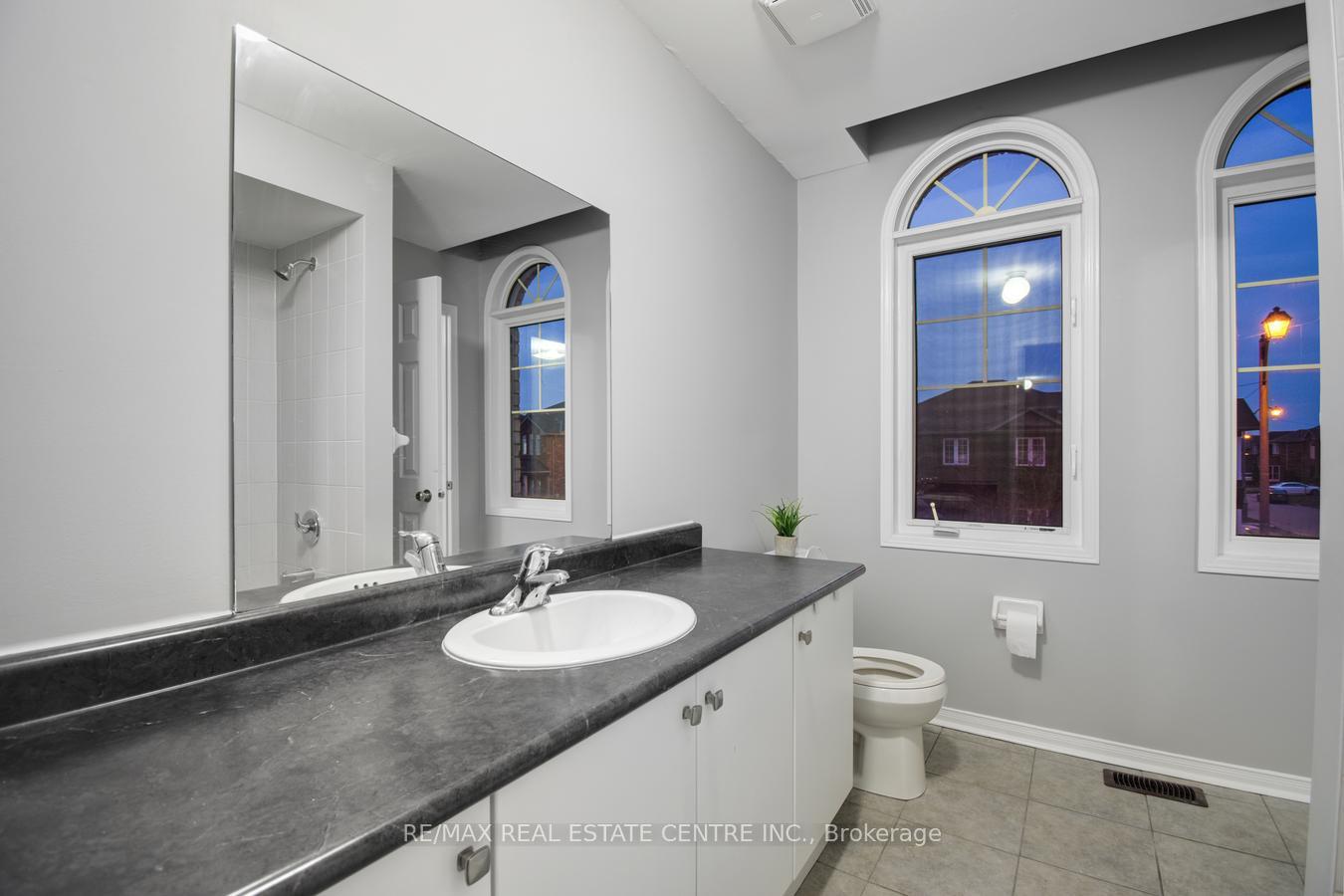 Photo 25 of 112 Commodore Drive, Brampton, Credit Valley — HOMEH