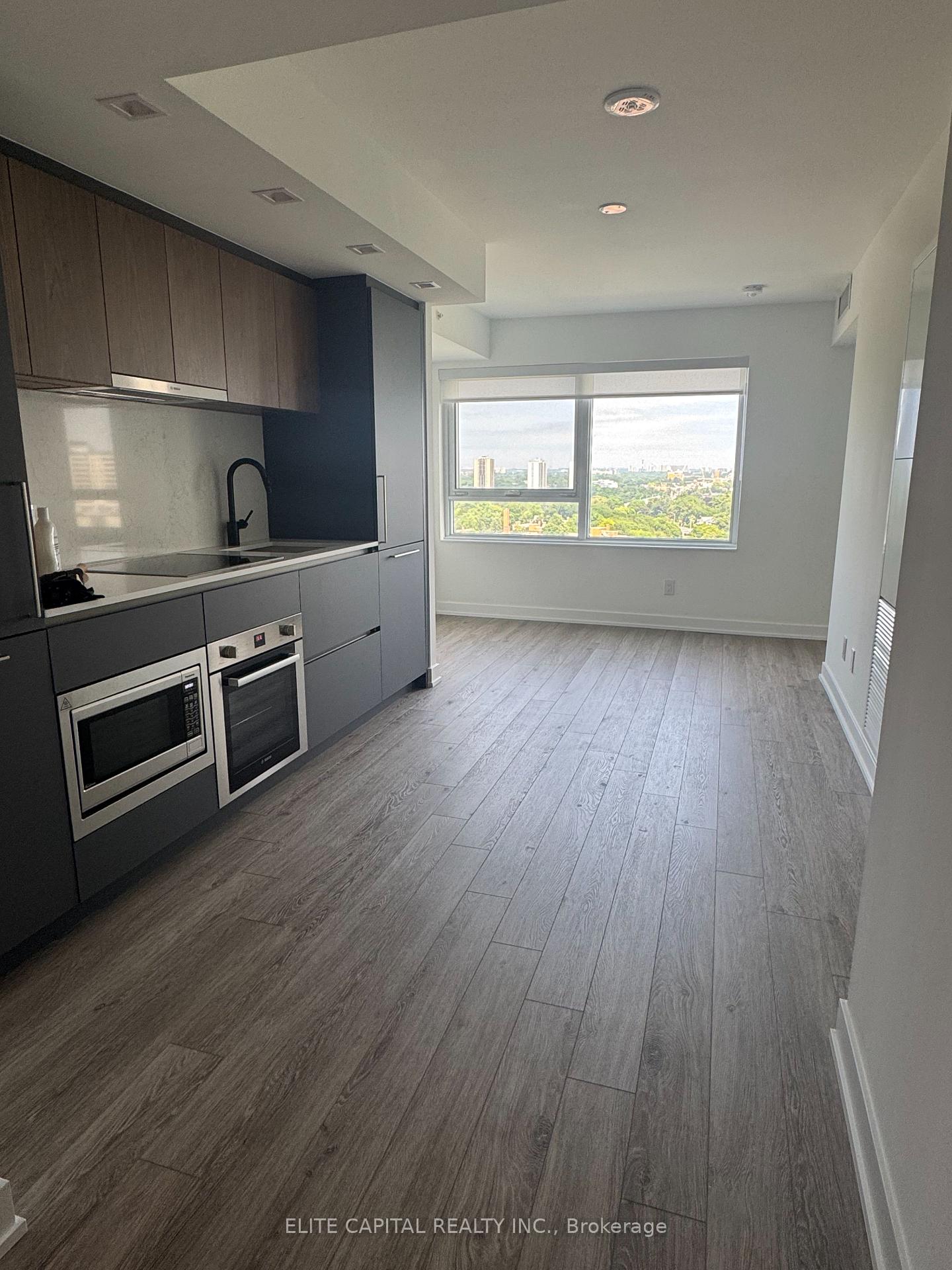 Photo 6 of Unit 1609, 609 Sherbourne Street, Toronto, North St. James Town — HOMEH