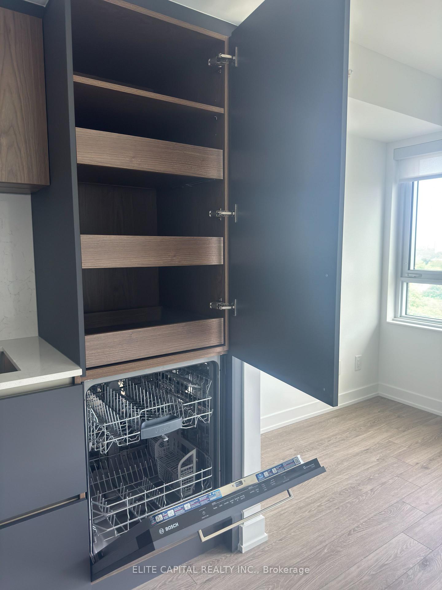 Photo 9 of Unit 1609, 609 Sherbourne Street, Toronto, North St. James Town — HOMEH