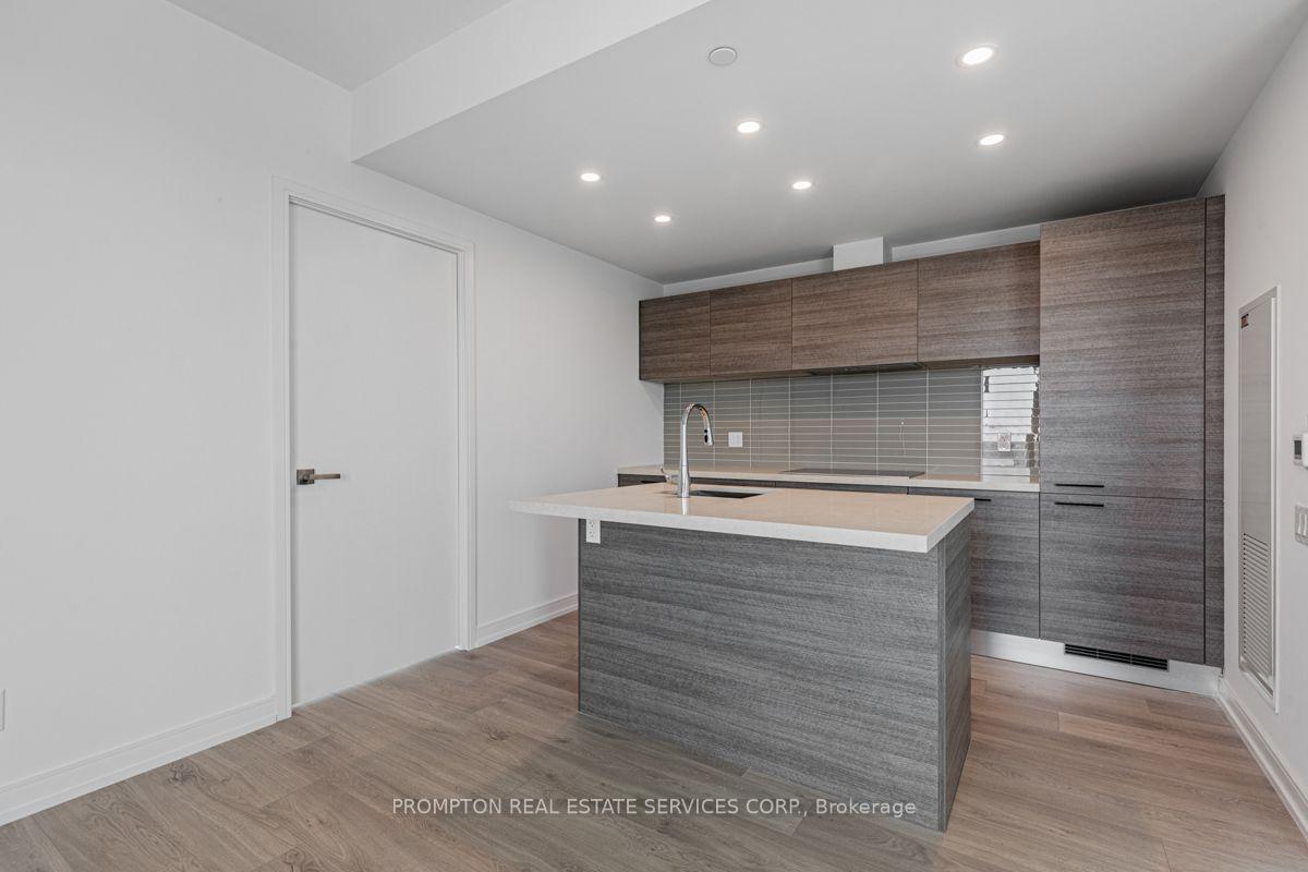 Photo 8 of Unit 4503, 3 Gloucester Street, Toronto, Church-Yonge Corridor — HOMEH