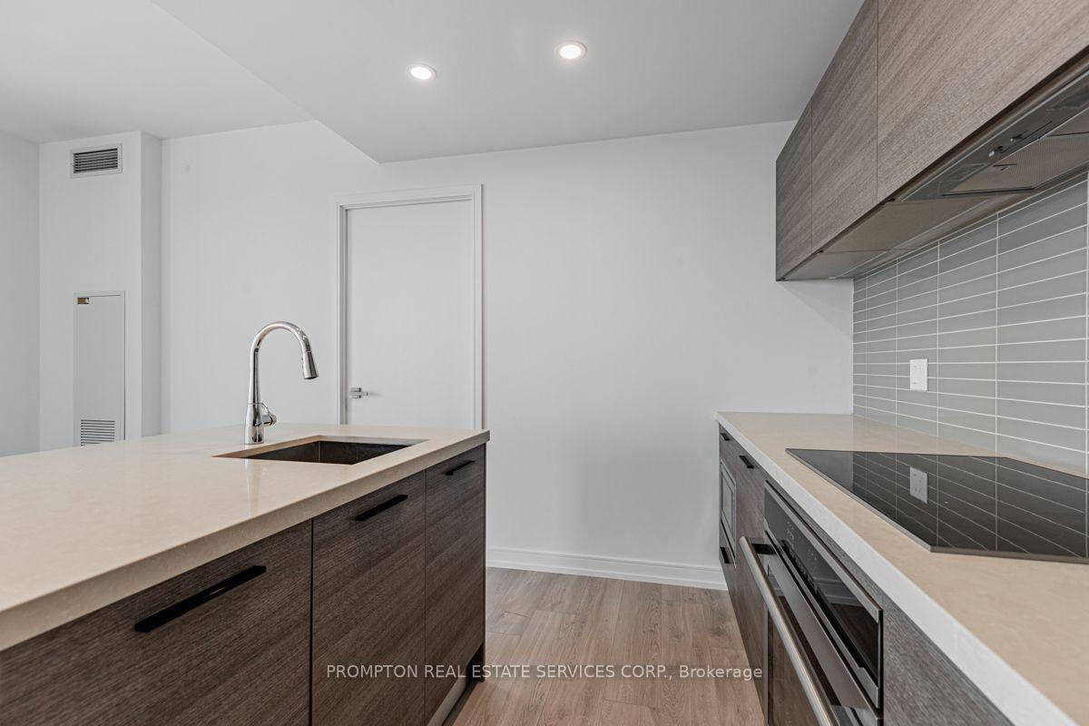 Photo 10 of Unit 4503, 3 Gloucester Street, Toronto, Church-Yonge Corridor — HOMEH