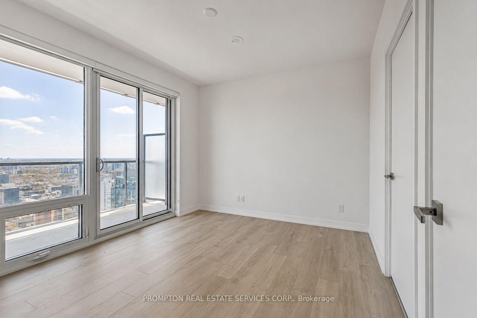 Photo 11 of Unit 4503, 3 Gloucester Street, Toronto, Church-Yonge Corridor — HOMEH