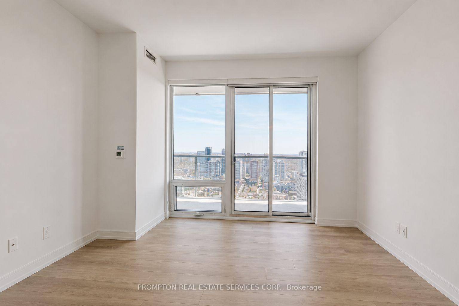 Photo 12 of Unit 4503, 3 Gloucester Street, Toronto, Church-Yonge Corridor — HOMEH