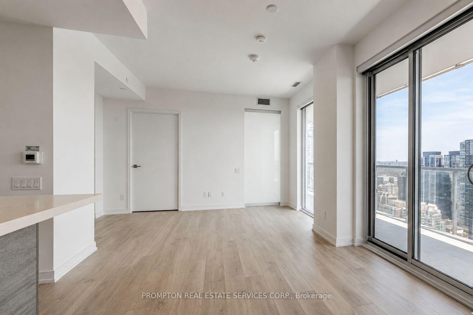 Photo 16 of Unit 4503, 3 Gloucester Street, Toronto, Church-Yonge Corridor — HOMEH