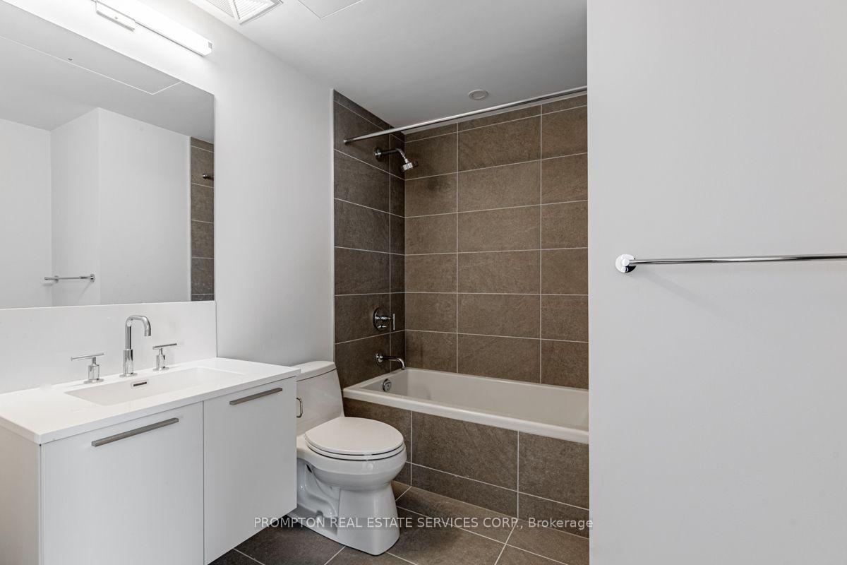 Photo 19 of Unit 4503, 3 Gloucester Street, Toronto, Church-Yonge Corridor — HOMEH