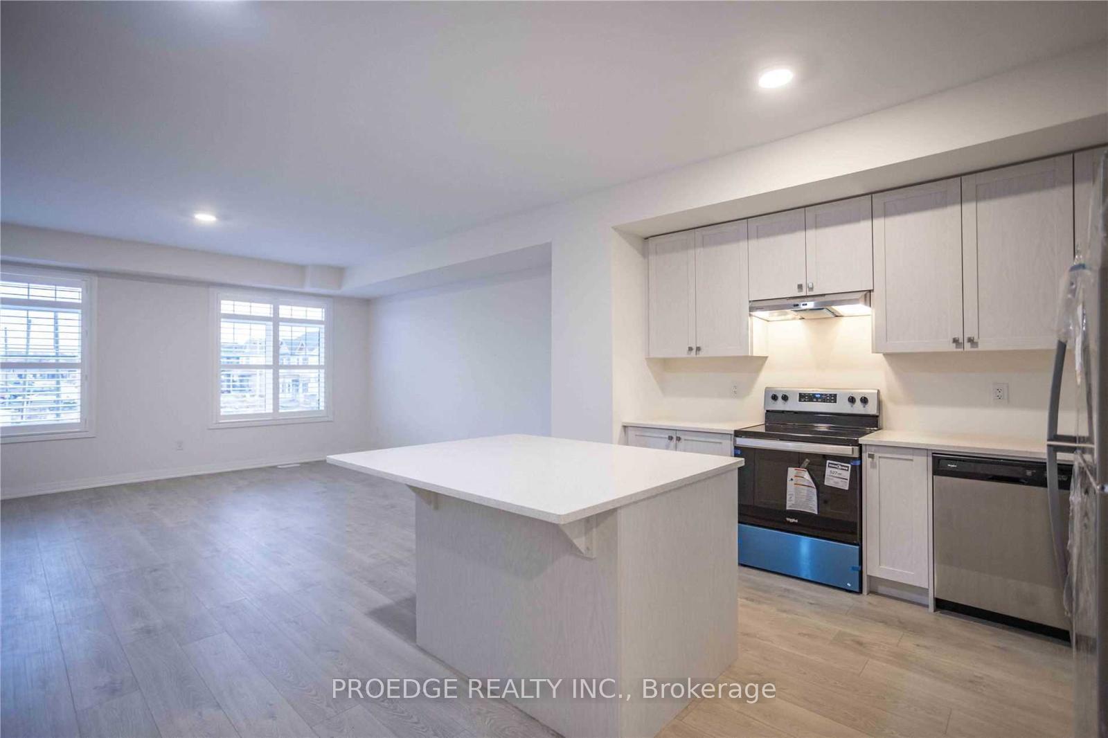 Photo 7 of 82 Ambereen Place, Clarington, Bowmanville — HOMEH