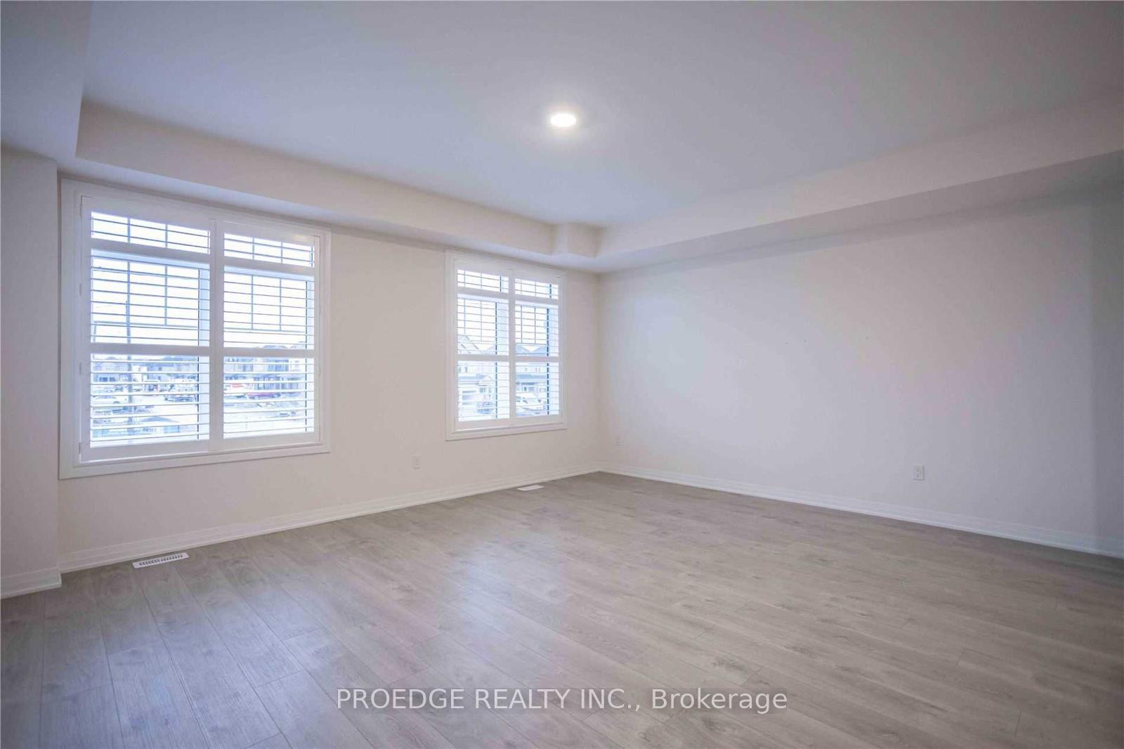 Photo 14 of 82 Ambereen Place, Clarington, Bowmanville — HOMEH