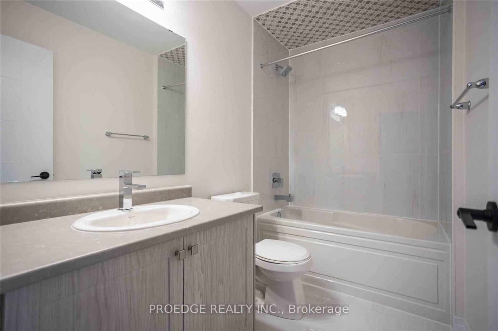 Photo 20 of 82 Ambereen Place, Clarington, Bowmanville — HOMEH