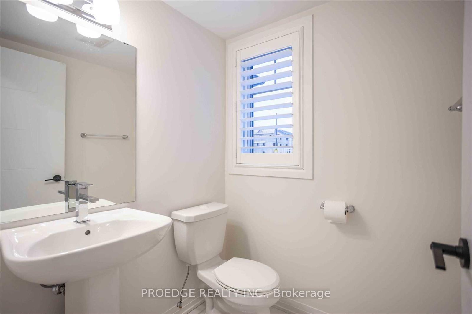 Photo 22 of 82 Ambereen Place, Clarington, Bowmanville — HOMEH