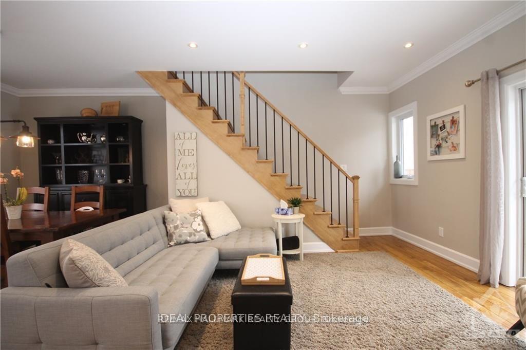 Photo 2 of 17 Anna Avenue, Ottawa, Carlington — HOMEH