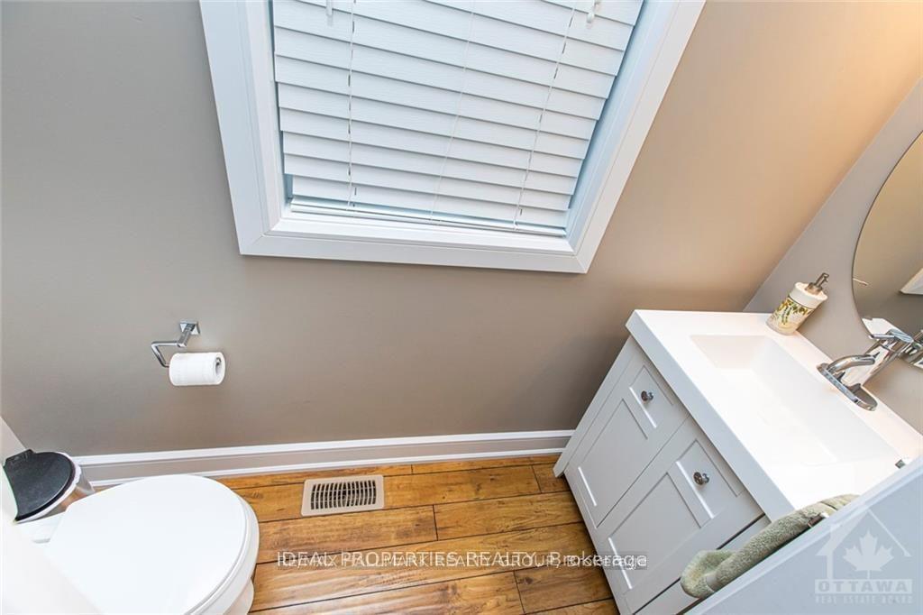 Photo 4 of 17 Anna Avenue, Ottawa, Carlington — HOMEH