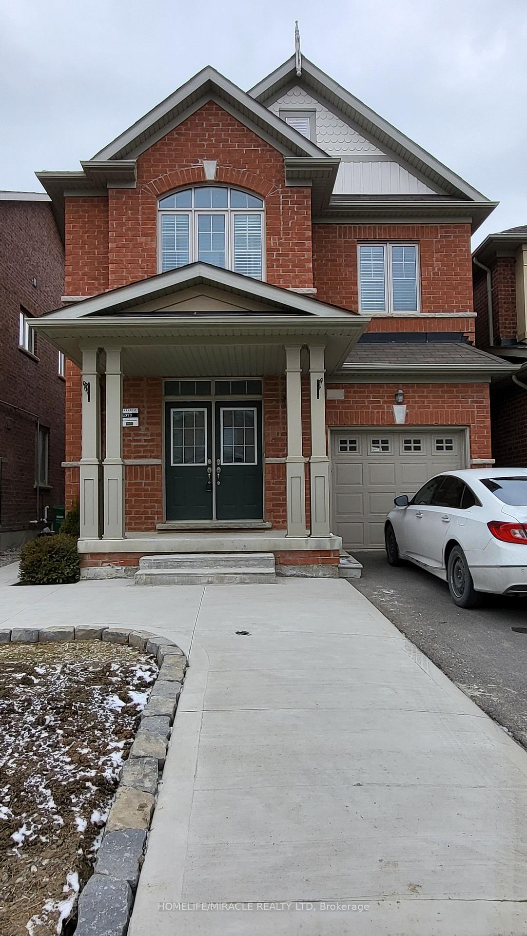 Photo 1 of 9 Humberstone Crescent, Brampton, Northwest Brampton — HOMEH