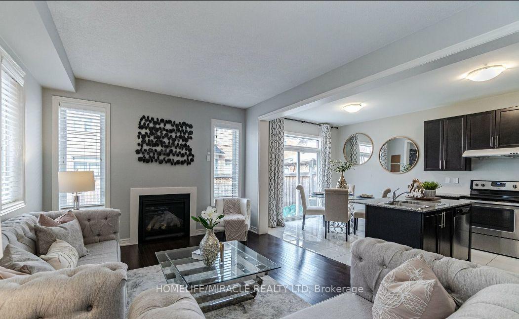 Photo 6 of 9 Humberstone Crescent, Brampton, Northwest Brampton — HOMEH