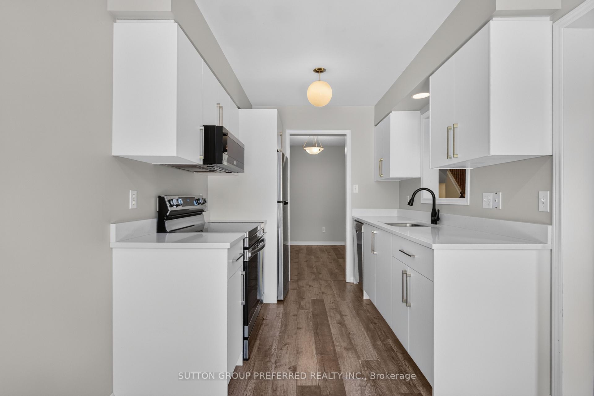 Photo 12 of Unit 7, 185 North Centre Road, London, North B — HOMEH