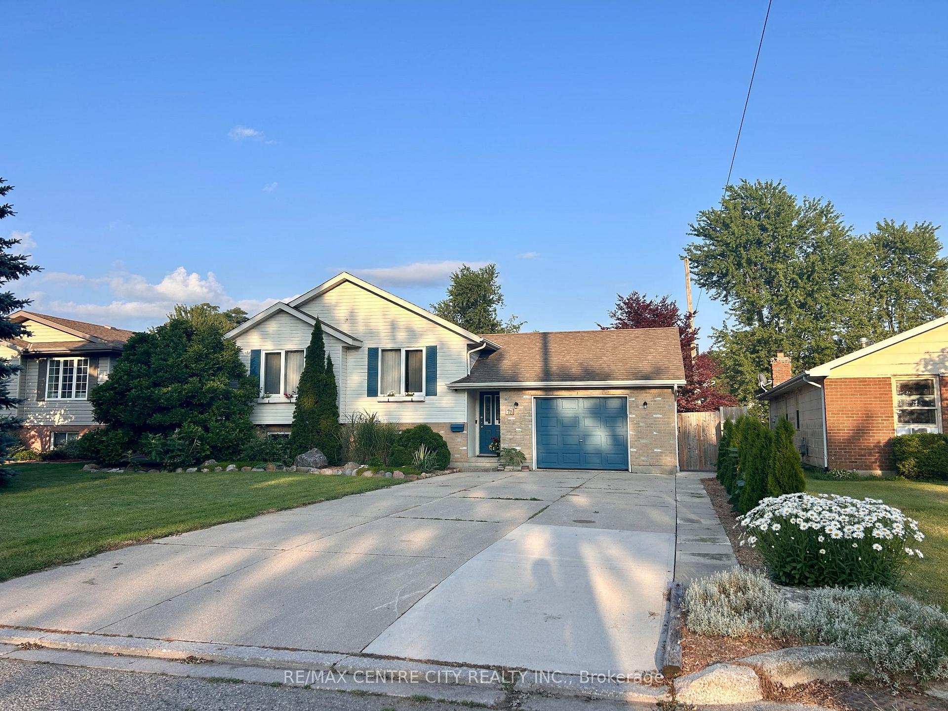 Photo 1 of 78 Chittim Road, Chatham-Kent, Blenheim — HOMEH