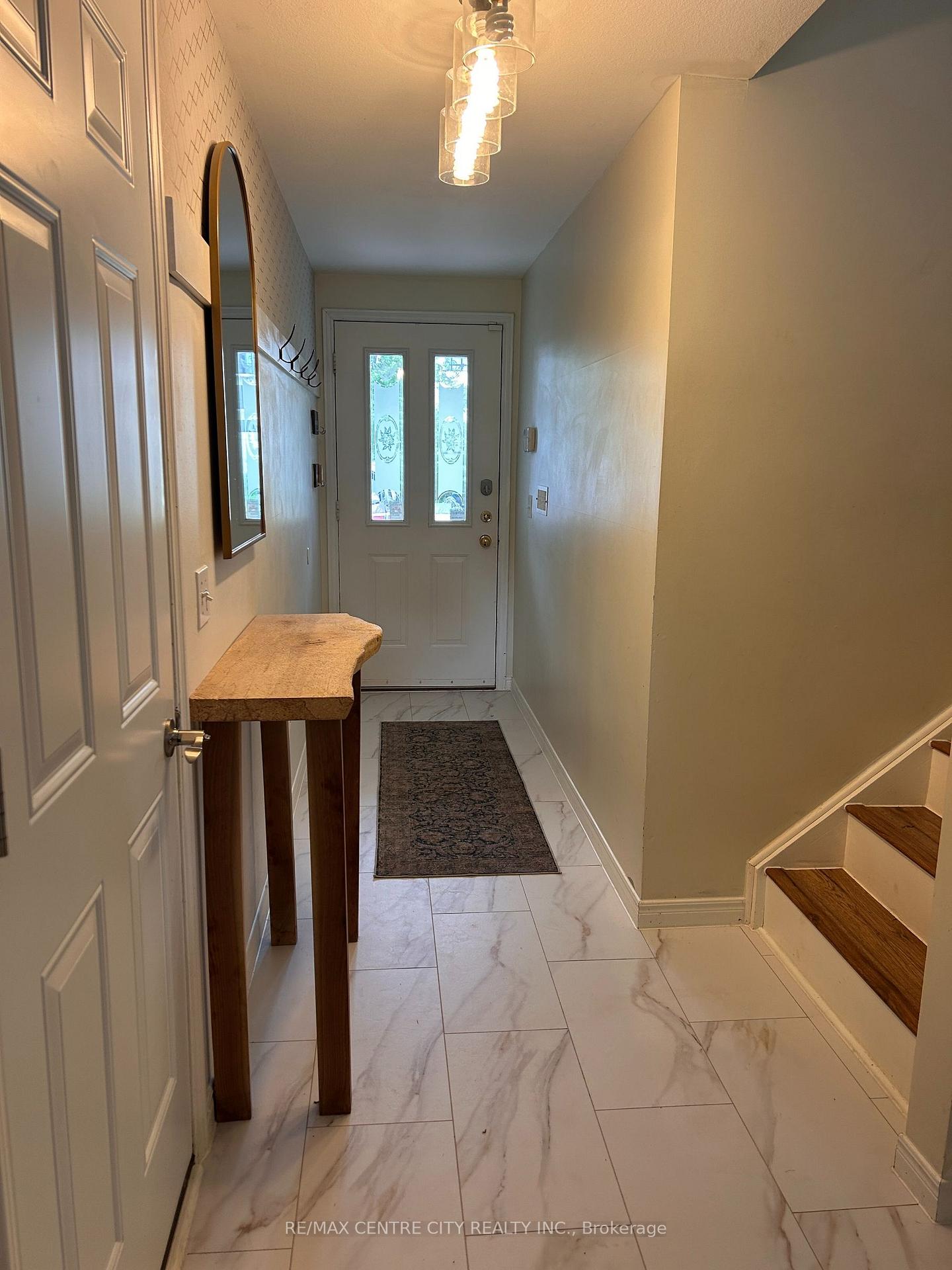 Photo 3 of 78 Chittim Road, Chatham-Kent, Blenheim — HOMEH