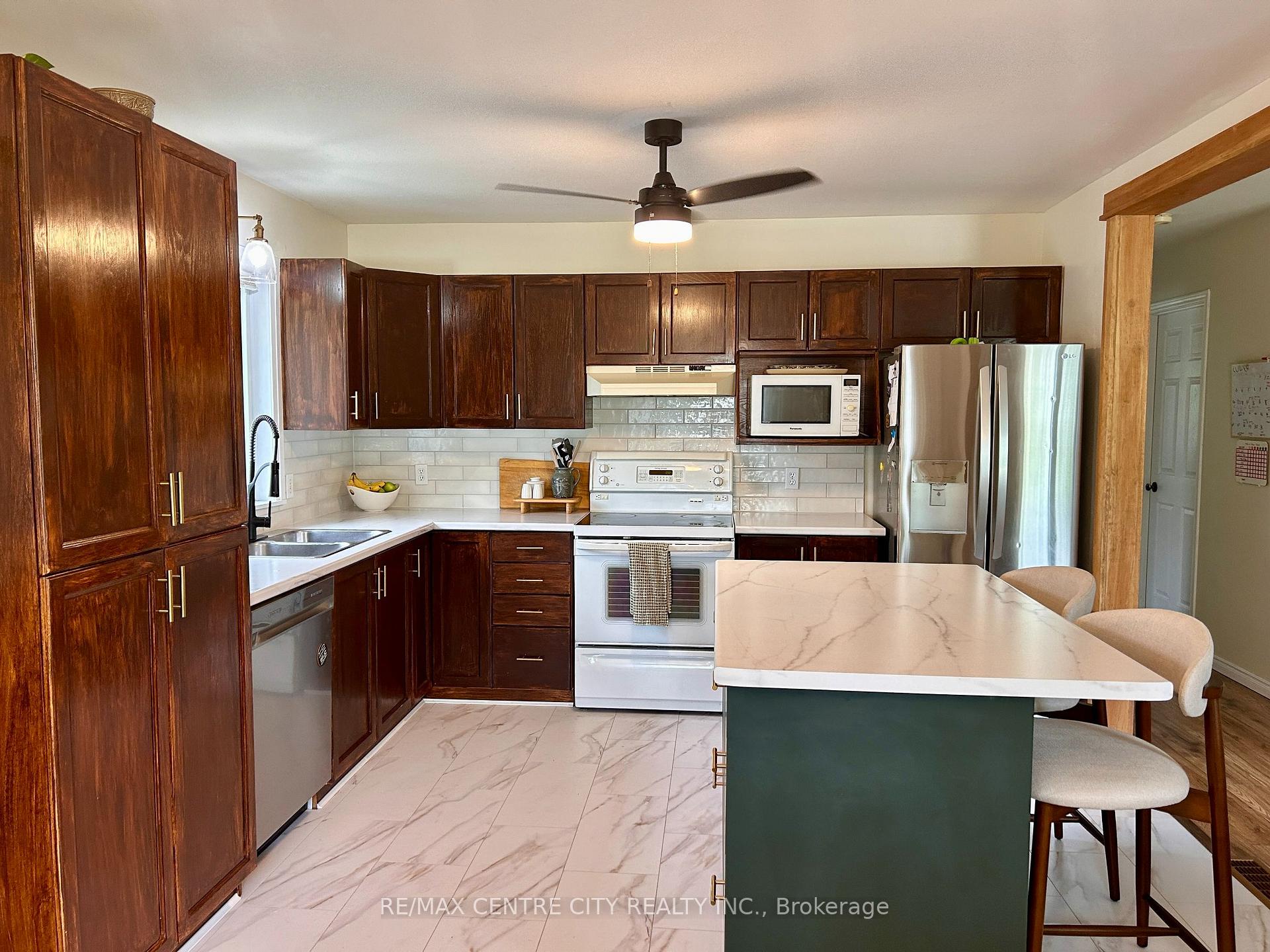 Photo 8 of 78 Chittim Road, Chatham-Kent, Blenheim — HOMEH
