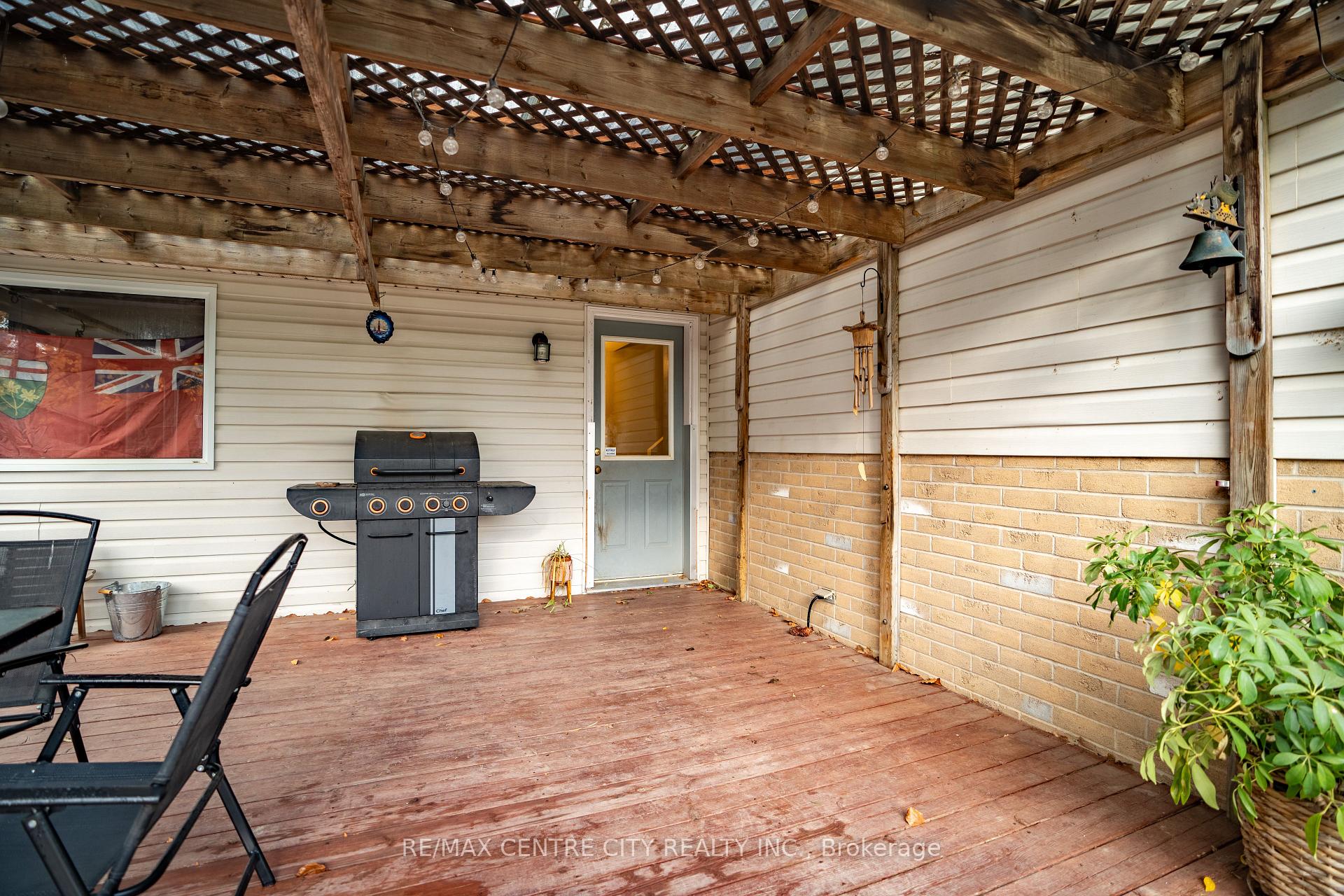 Photo 23 of 78 Chittim Road, Chatham-Kent, Blenheim — HOMEH