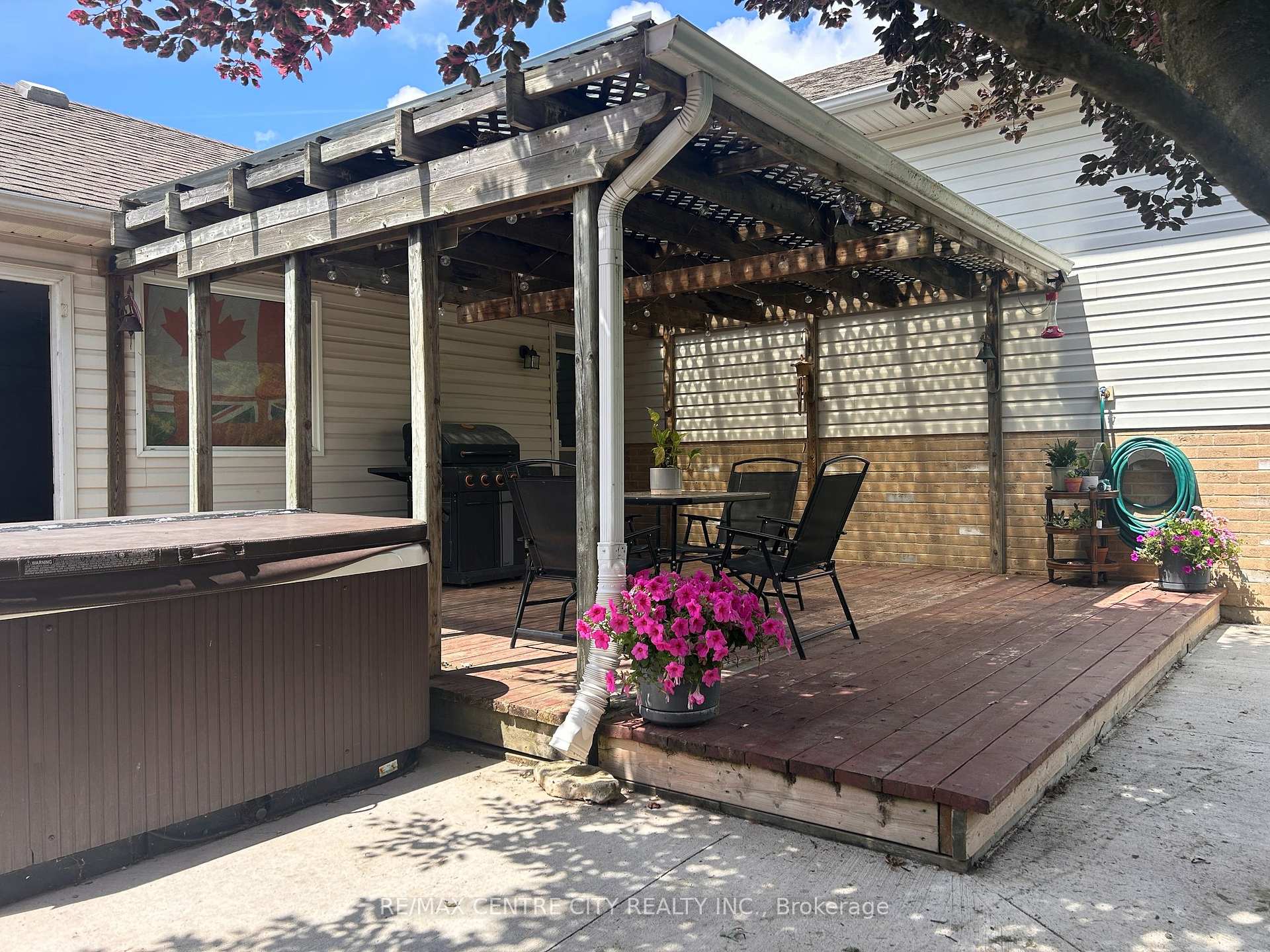 Photo 26 of 78 Chittim Road, Chatham-Kent, Blenheim — HOMEH