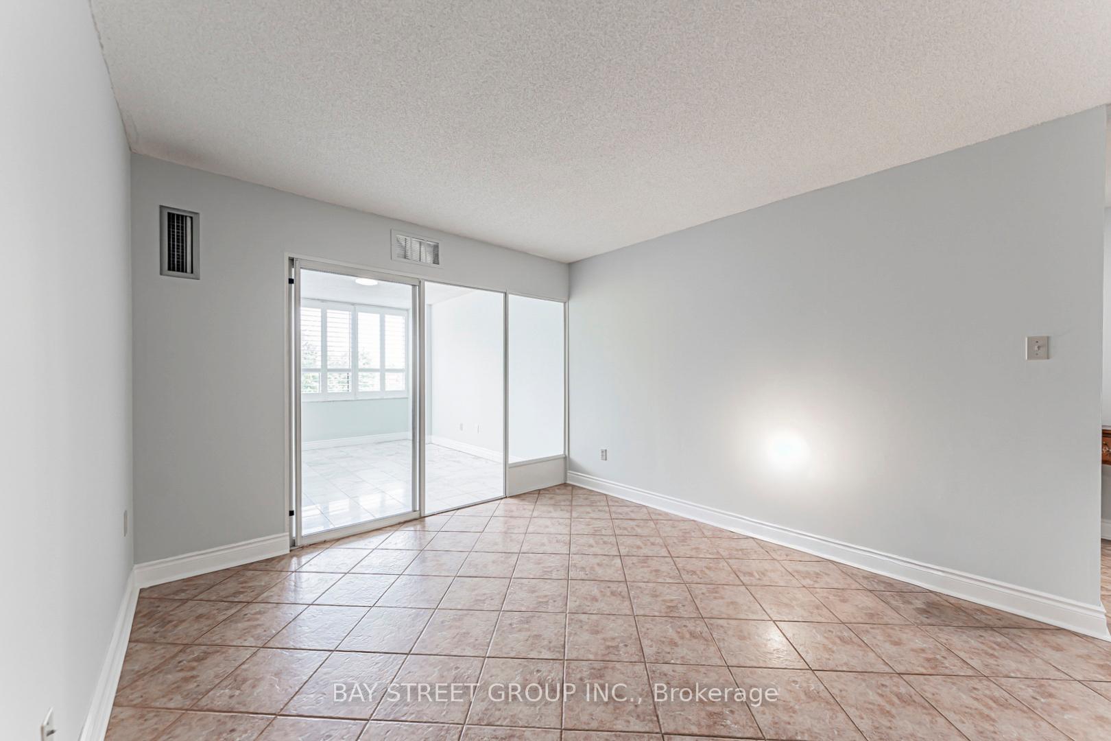 Photo 11 of Unit 306, 10 Malta Avenue, Brampton, Fletcher's Creek South — HOMEH