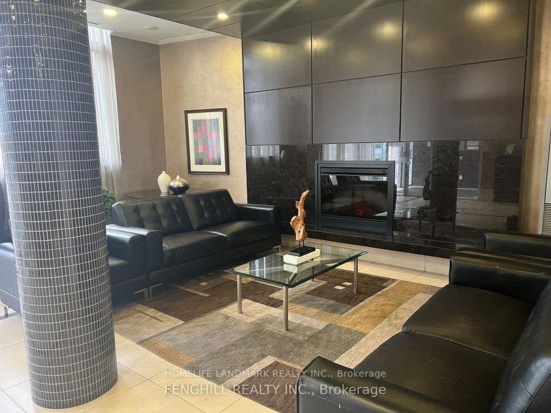 Photo 2 of Unit 511, 111 Upper Duke Crescent, Markham, Unionville — HOMEH