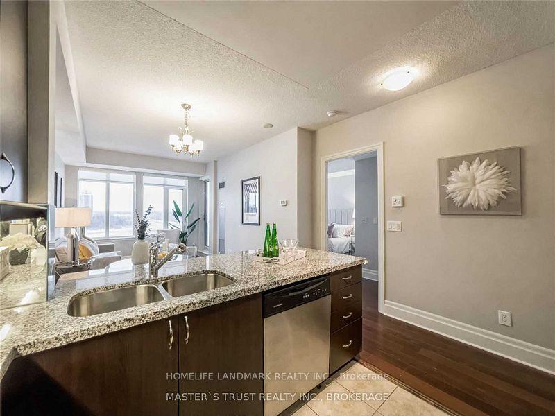 Photo 7 of Unit 511, 111 Upper Duke Crescent, Markham, Unionville — HOMEH