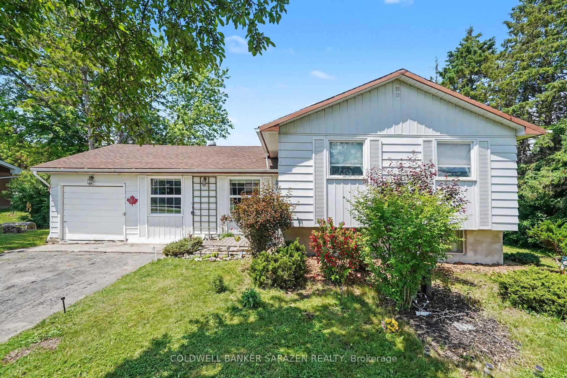 Photo 2 of 7865 Lawrence Street, Ottawa, Vernon — HOMEH