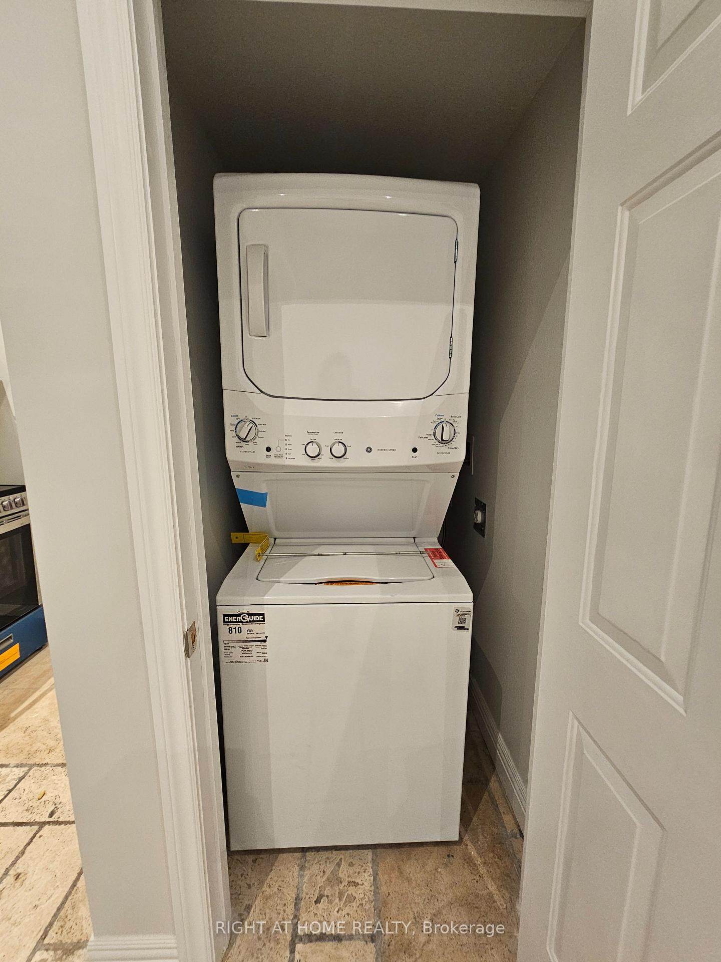 Photo 20 of Unit 2F, 550 Yonge Street, Toronto, Bay Street Corridor — HOMEH