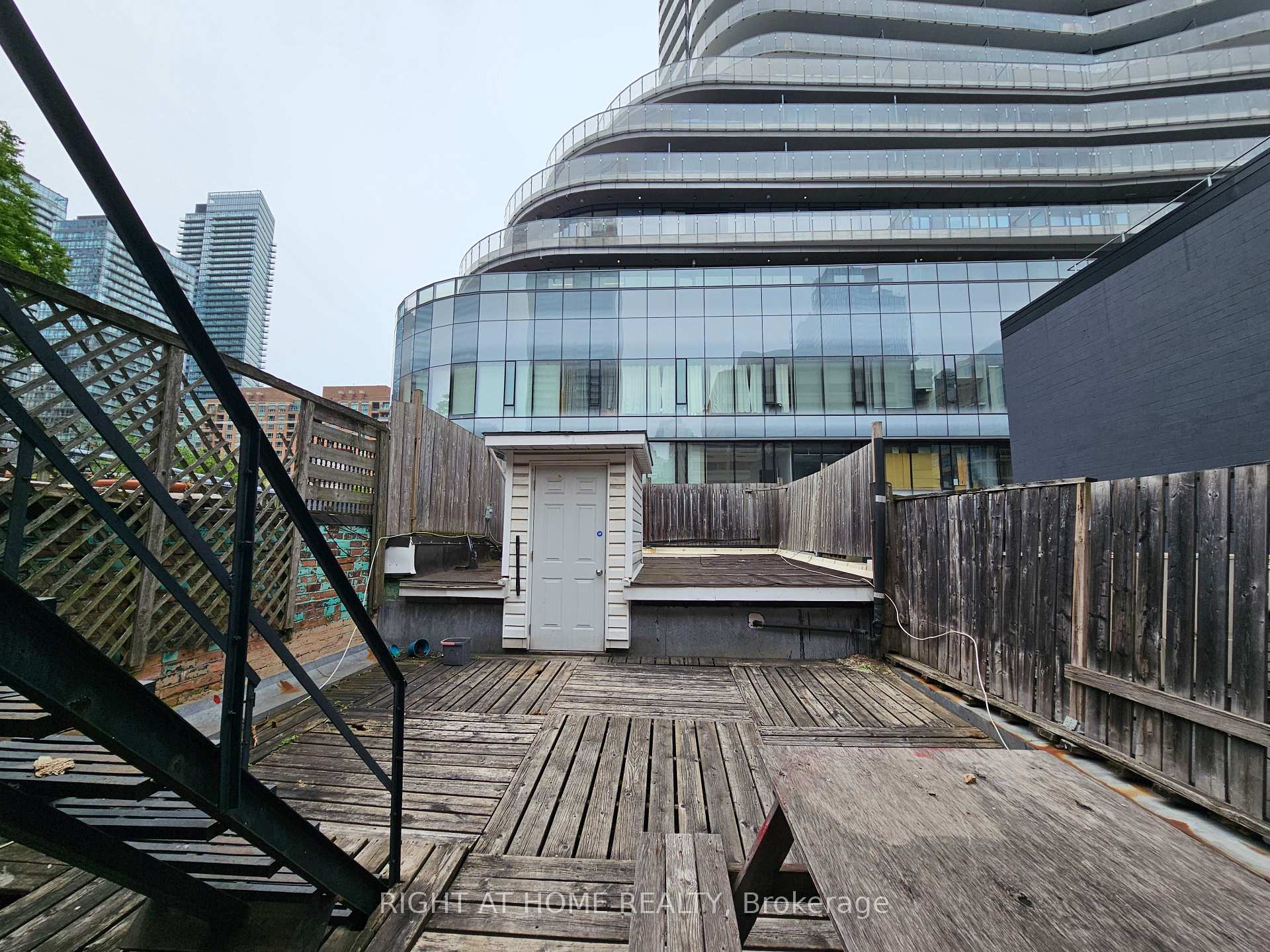 Photo 23 of Unit 2F, 550 Yonge Street, Toronto, Bay Street Corridor — HOMEH