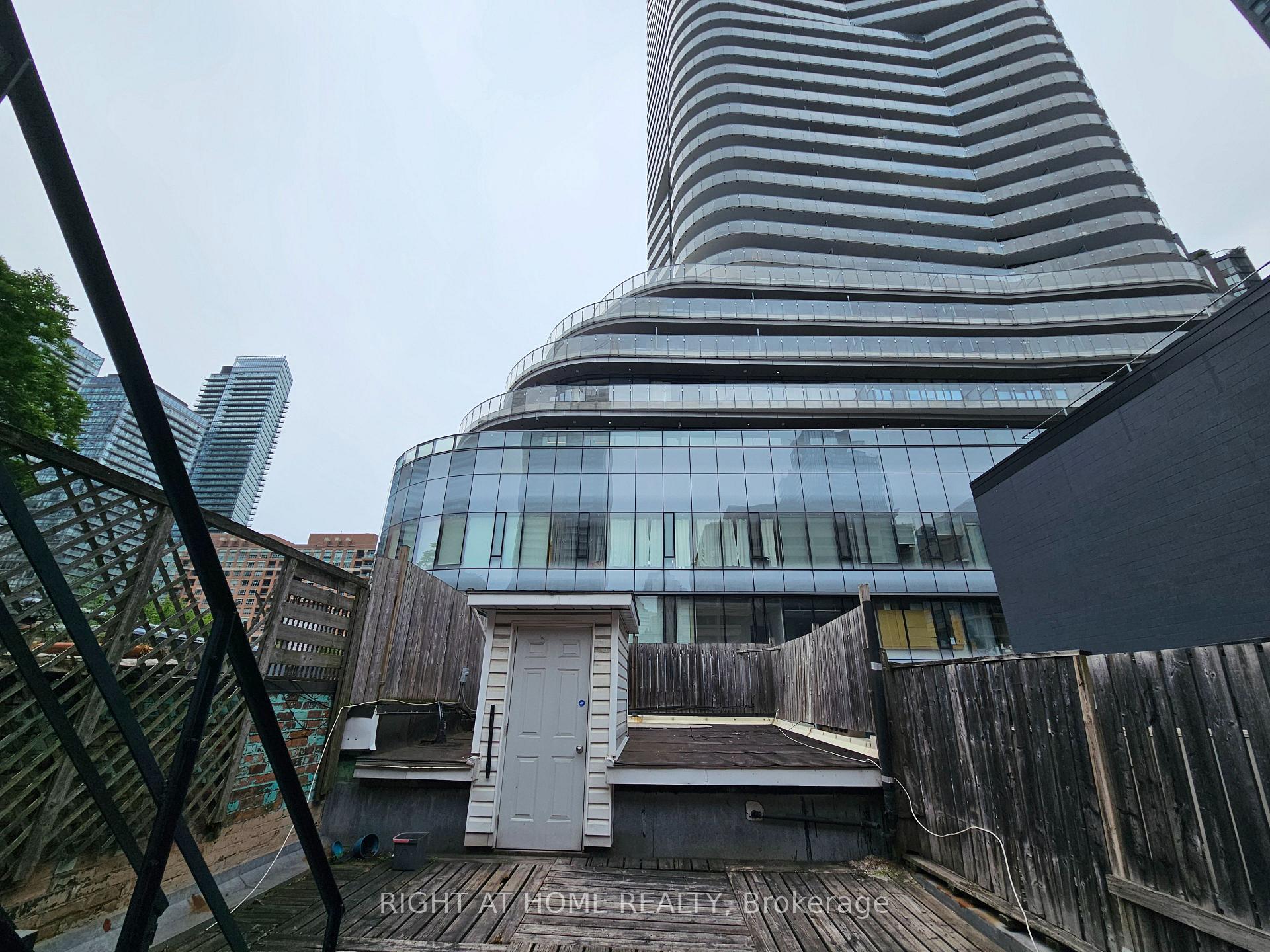 Photo 24 of Unit 2F, 550 Yonge Street, Toronto, Bay Street Corridor — HOMEH