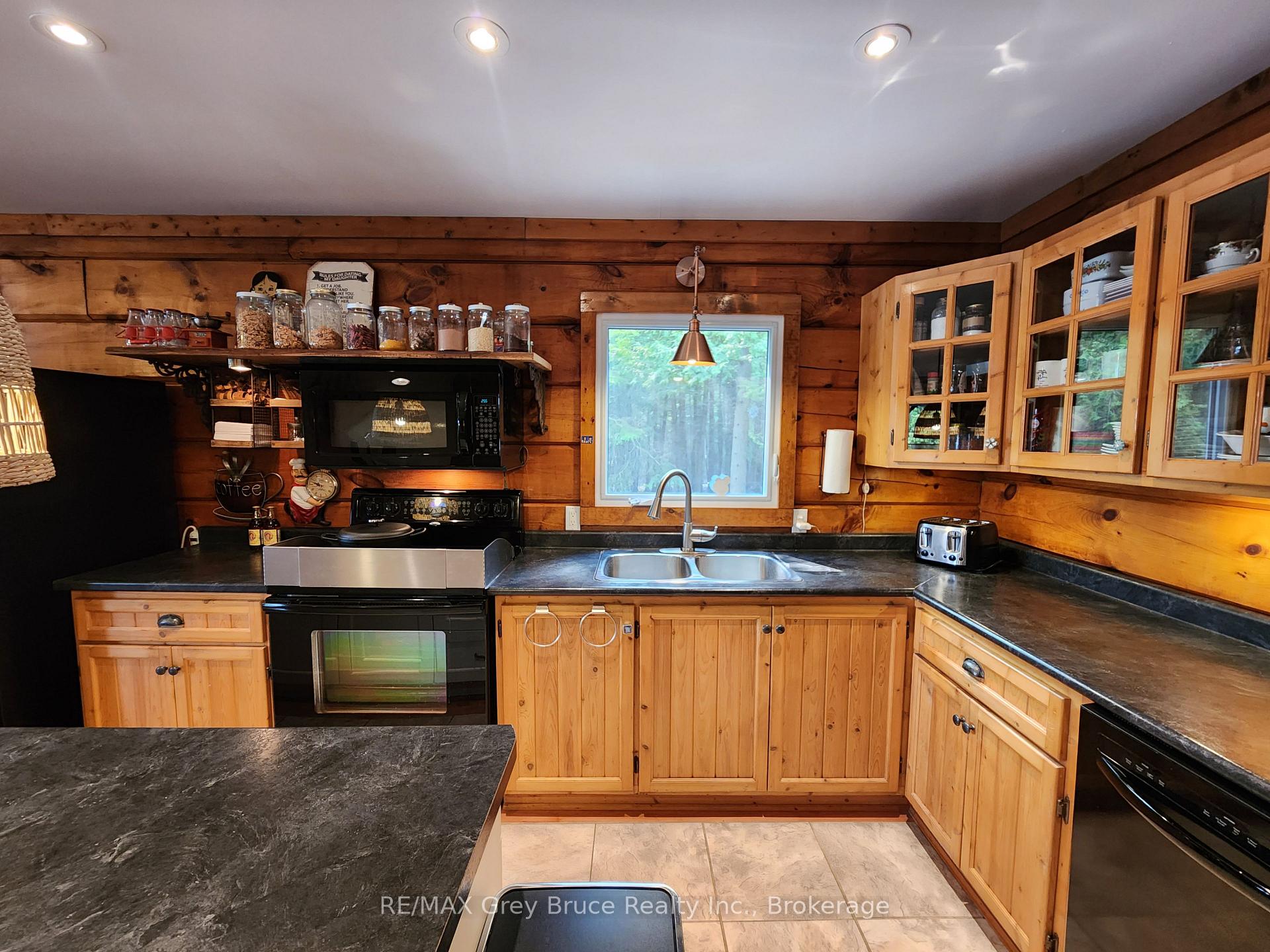 Photo 25 of 9 Hope Drive, Northern Bruce Peninsula — HOMEH